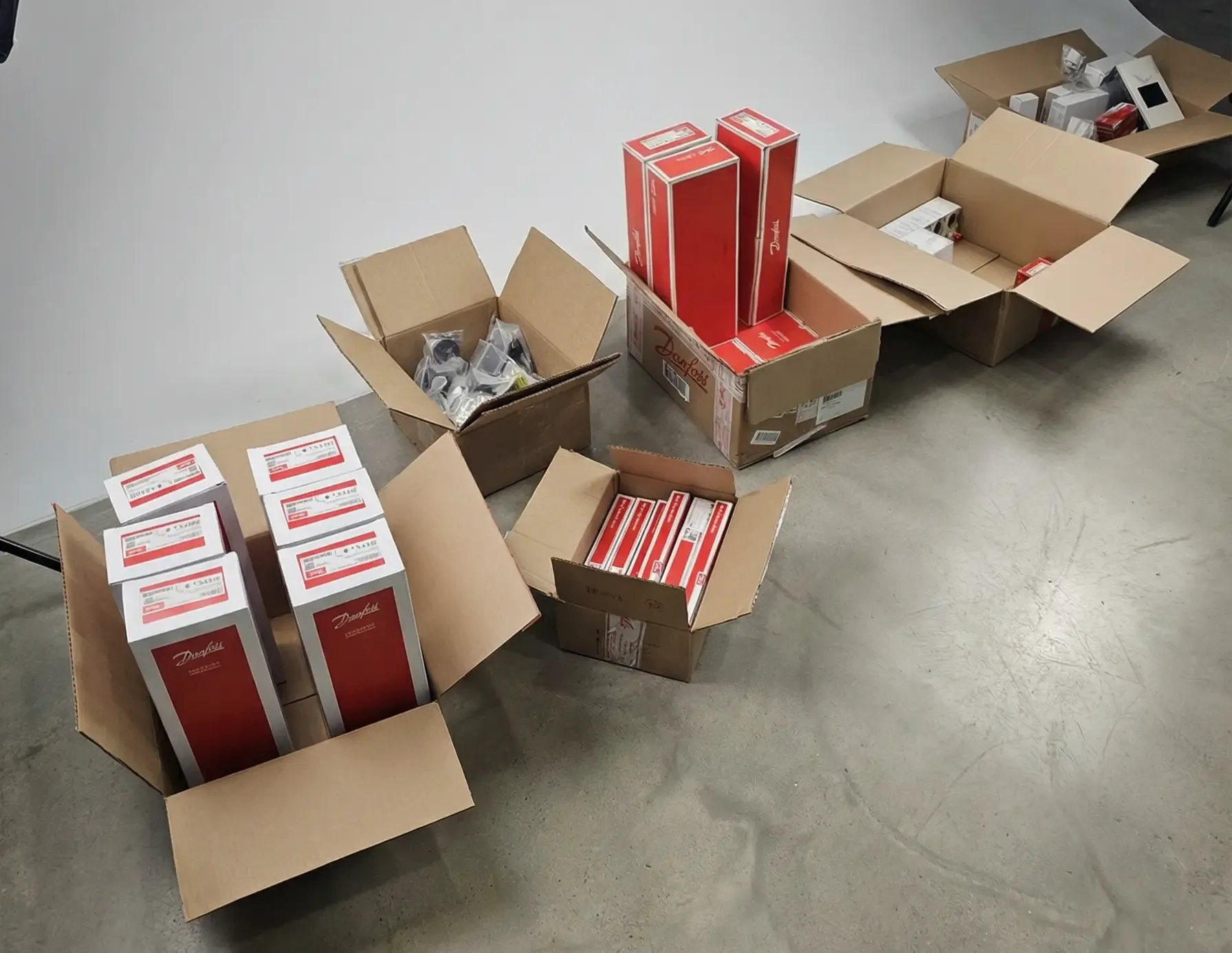 Поставка оборудования Danfoss